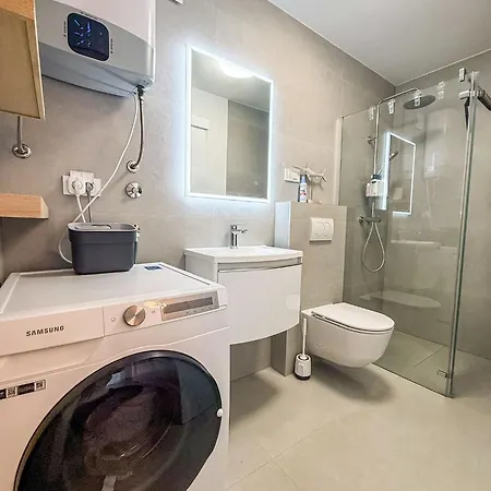 Gemini Krk 아파트 *