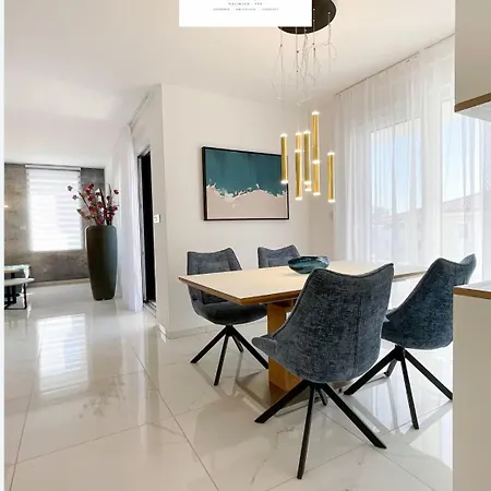 Gemini Apartments Krk - Modern, Ruhig Gelegen Und Doch Zentral 公寓 马林斯卡